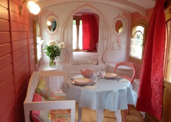 Roulotte De Pellica Jaktstuga *